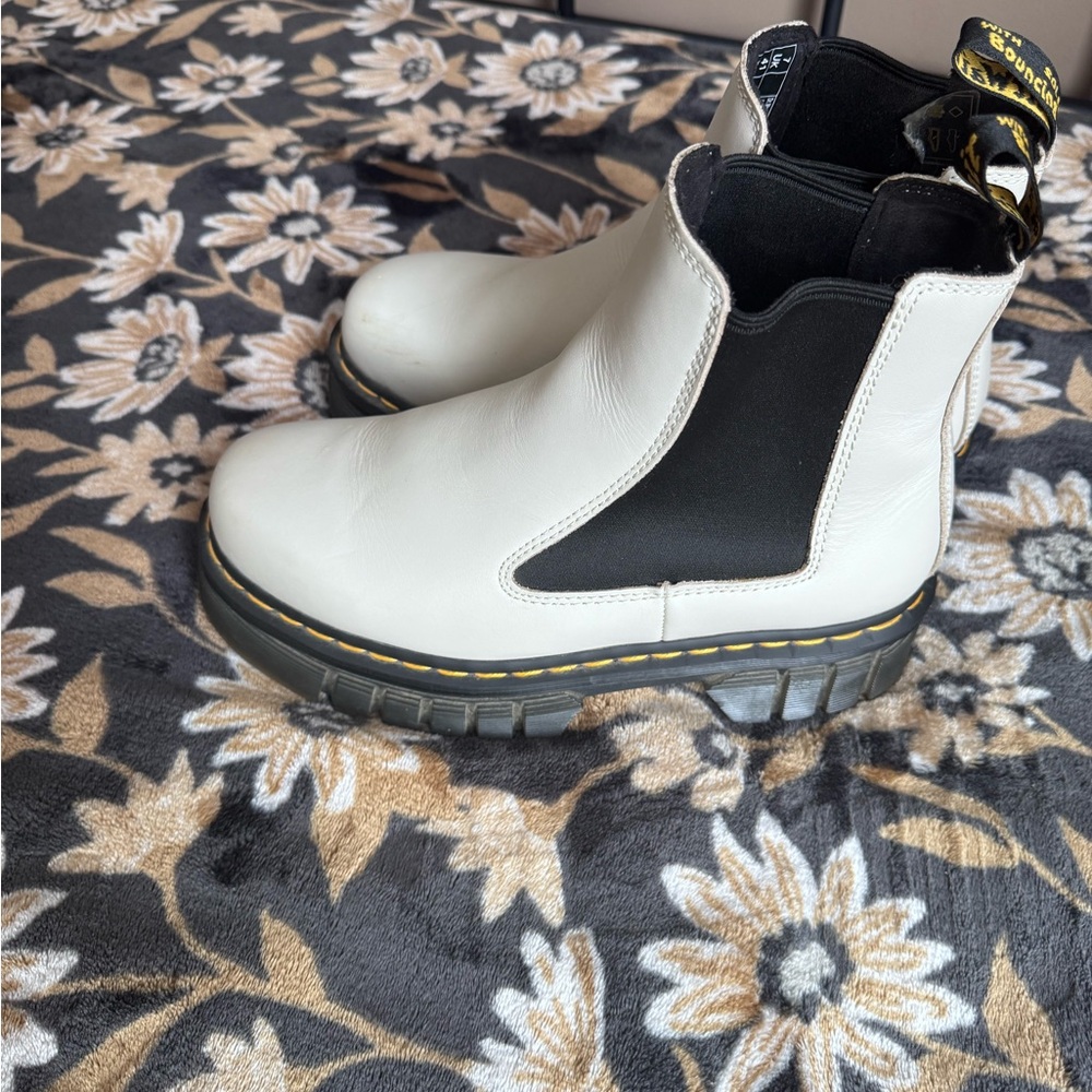 Dr.Martens Audrick Chelsea Boots
